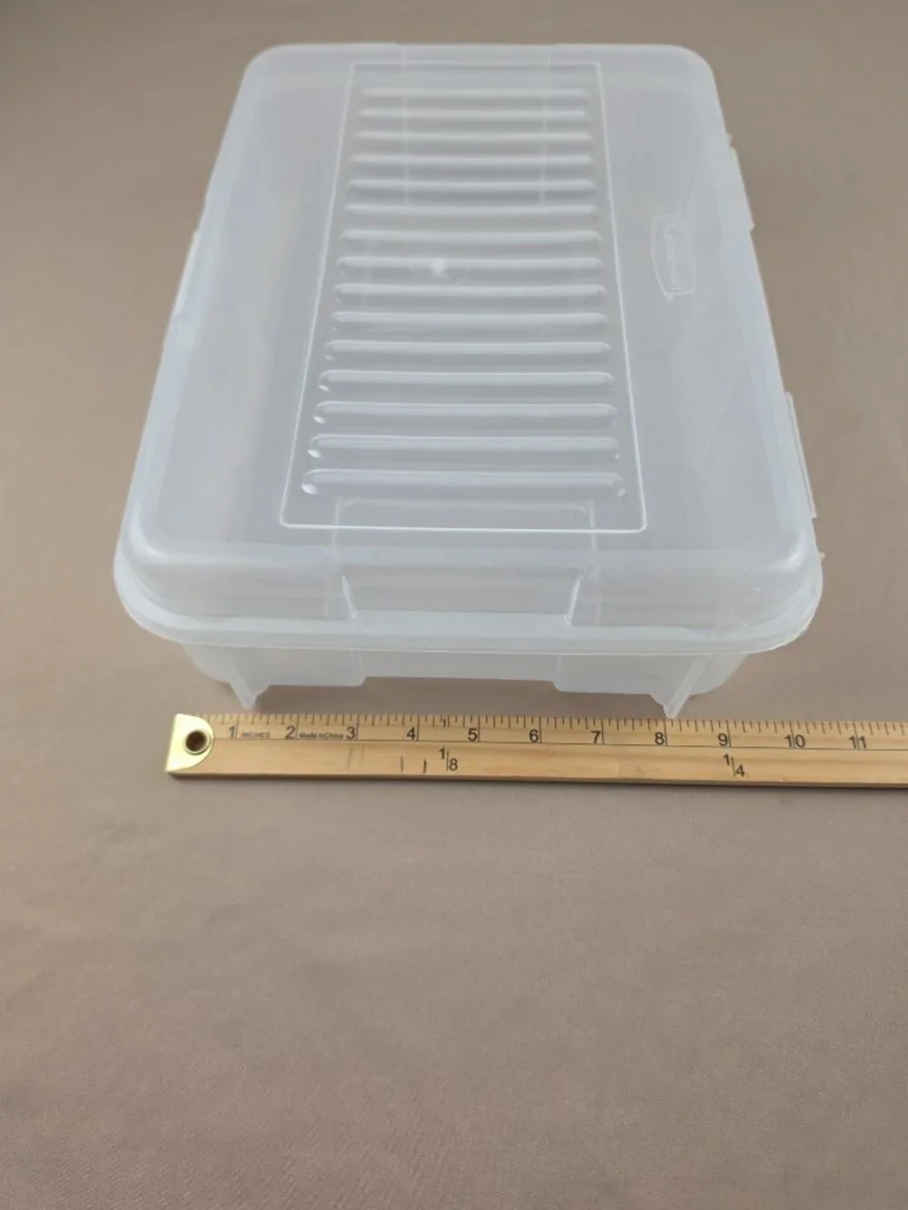 Vintage Rubbermaid Clear Plastic Snap Case Hinged Storage Container 2282 90’s